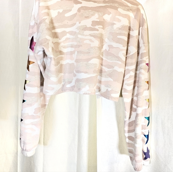 2/$20 Sugar & Jade XL 16/18 Crop Sweatshirt - Picture 6 of 6